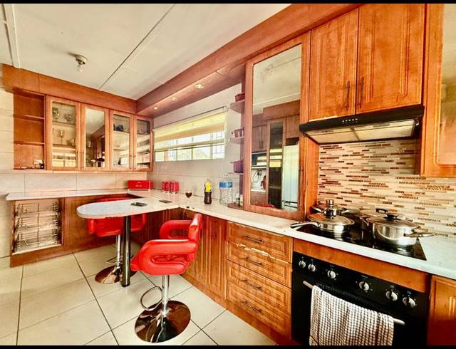 3 BEDROOM HOUSE FOR SALE IN VANDERBIJLPARK CW 5